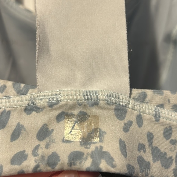 Aurum yoga bra tank cheetah print | blue - Picture 3 of 5